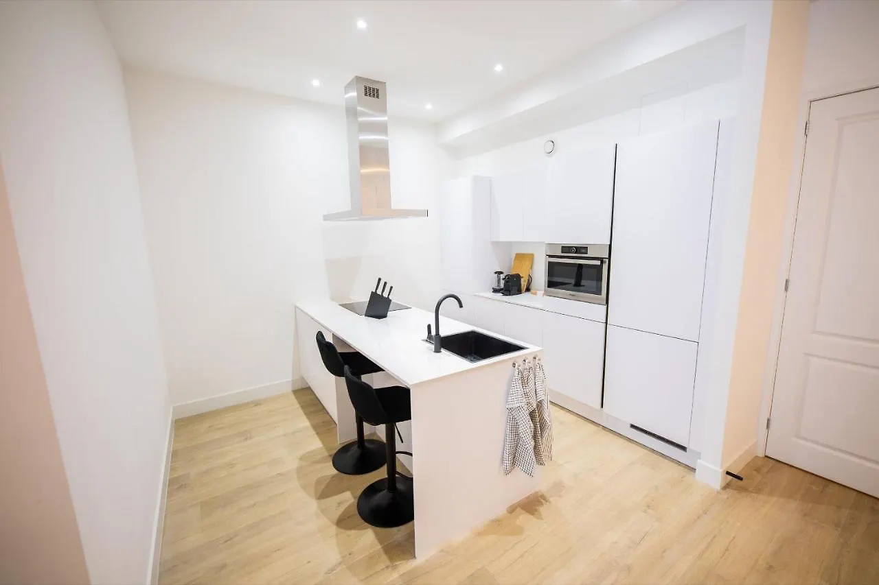 Admiringly 1 Bedroom Serviced Apartment 56M2 -Nb306A- ロッテルダム