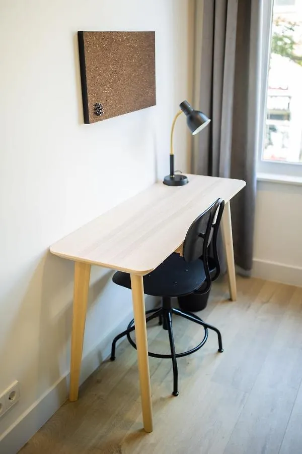 Admiringly 1 Bedroom Serviced Apartment 56M2 -Nb306A- ロッテルダム 0*,